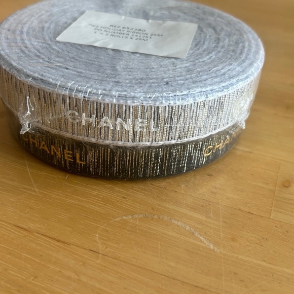 CHANEL Holiday Ribbon 2 Rolls - Picture 3 of 4